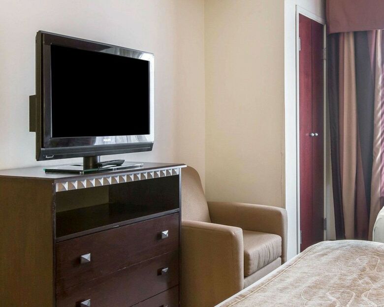 Hotel Comfort Suites Atlanta Airport