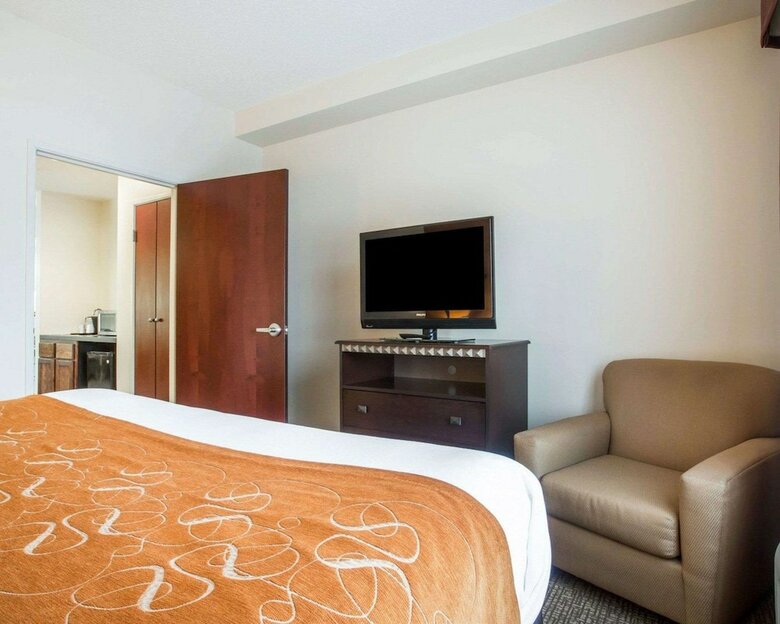 Hotel Comfort Suites Atlanta Airport