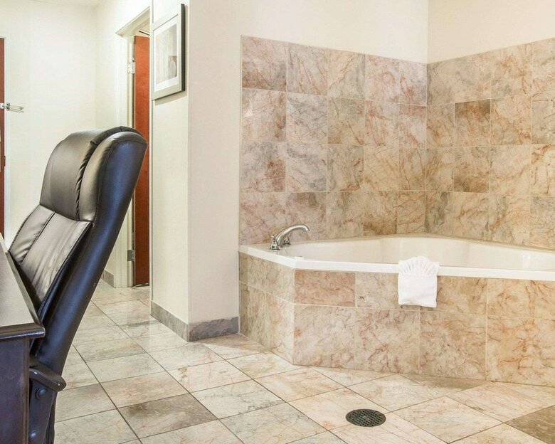 Hotel Comfort Suites Atlanta Airport
