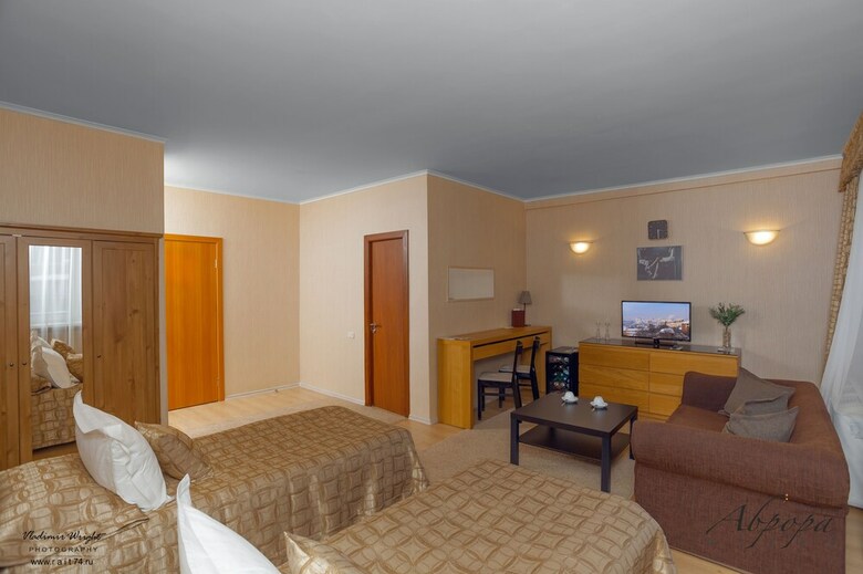 Business Hotel Avrora