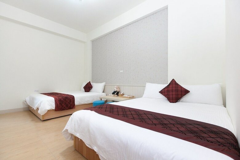 Hotel Spring
