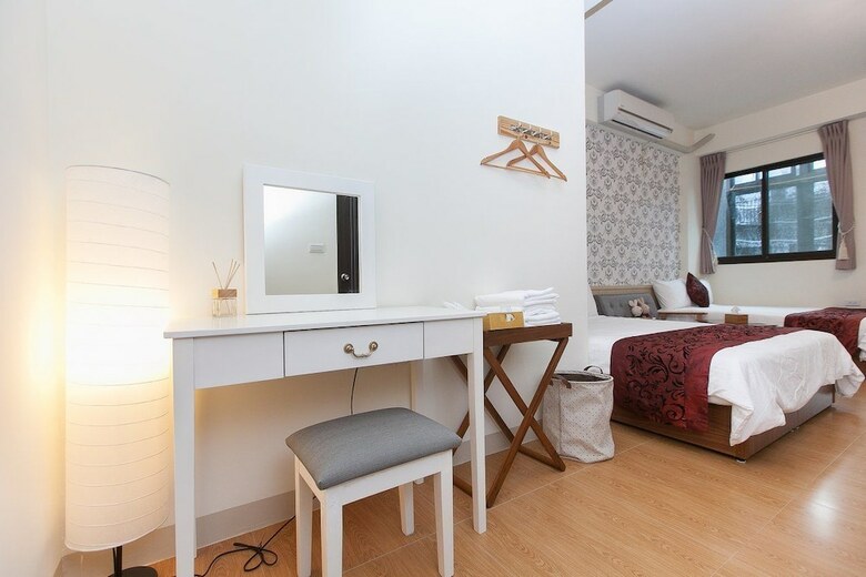 Hotel Spring