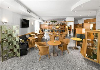 Fairway Hotel