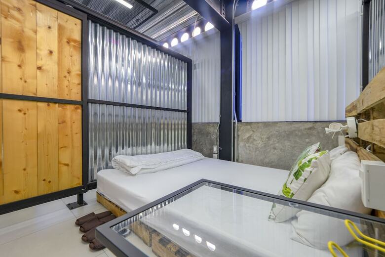 Hostal Guyasuka Ratchada - Hostel