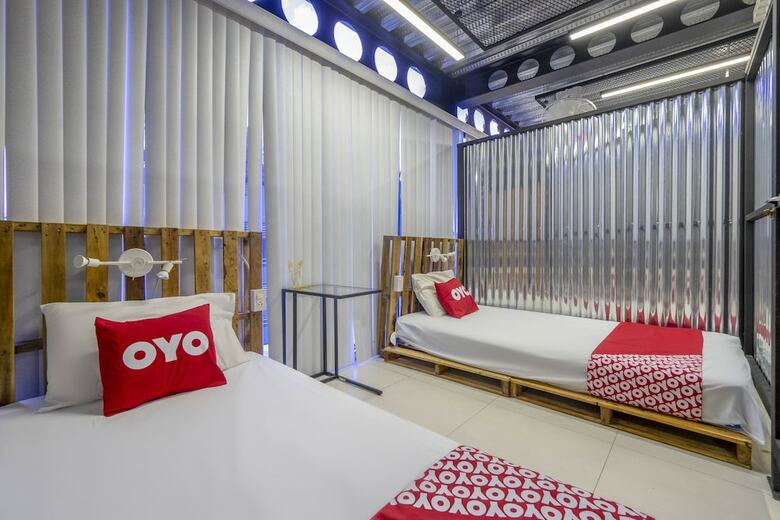 Hostal Guyasuka Ratchada - Hostel