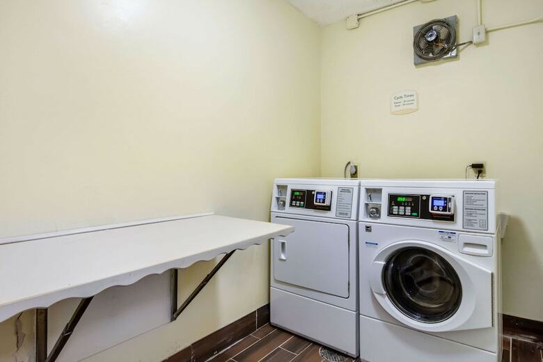 Hotel Comfort Inn