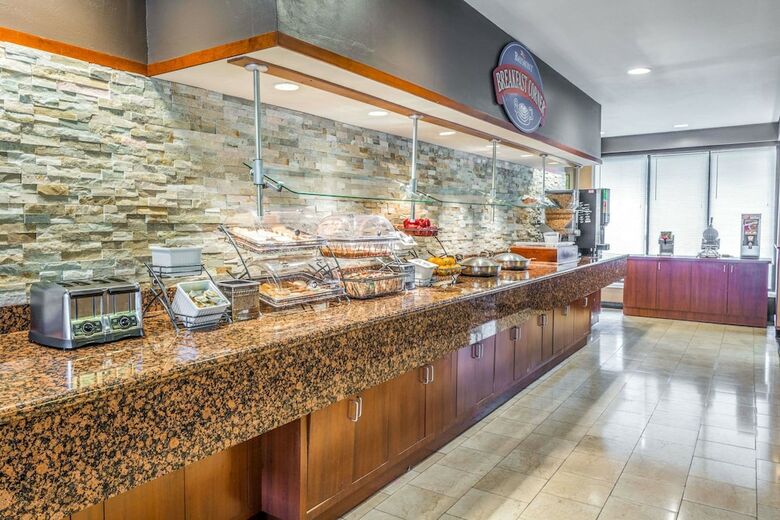 Hotel Comfort Inn