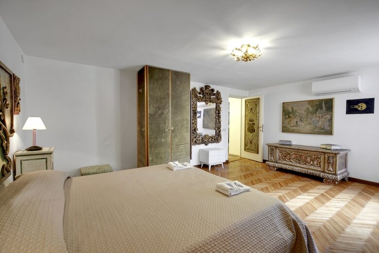 Romantic Venetian Apartment