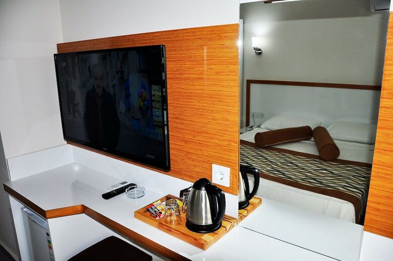 Hotel Evon Otel