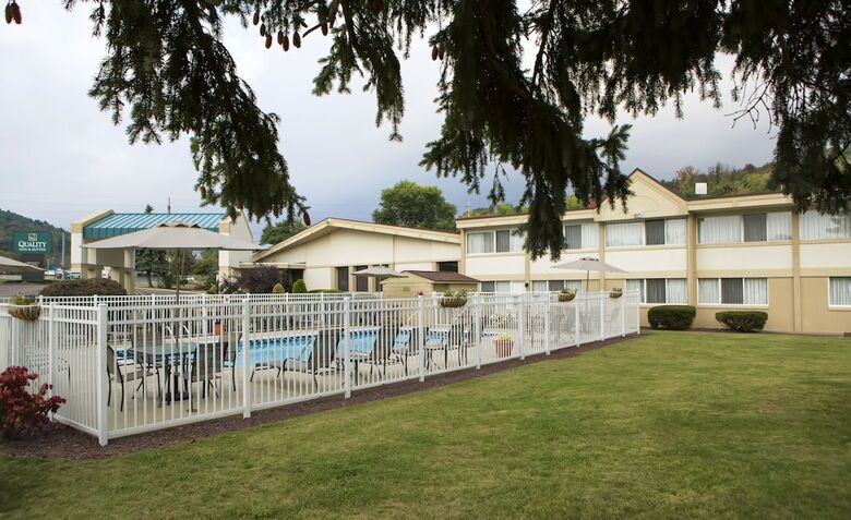 Hotel Quality Inn & Suites Vestal Binghamton