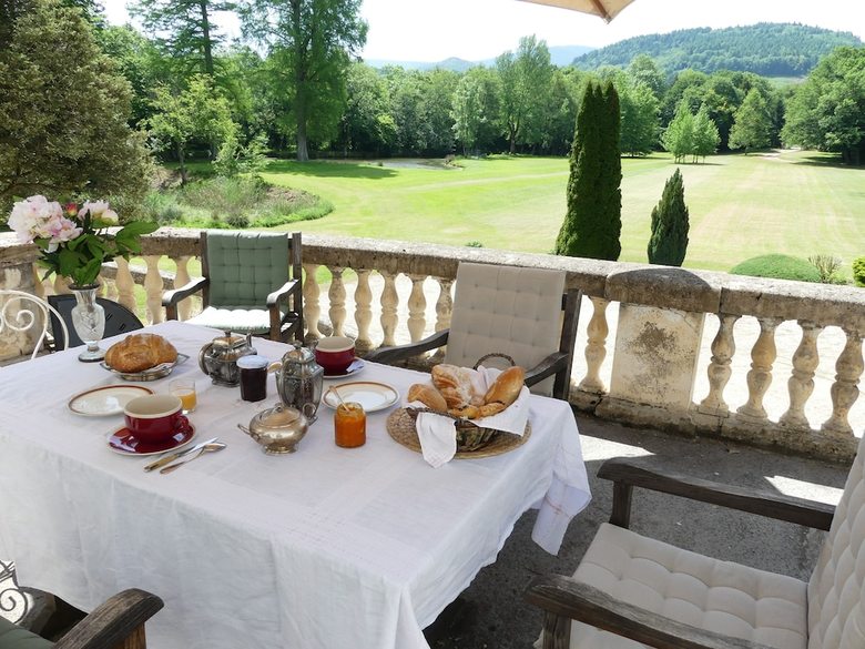 Bed & Breakfast Chateau Du Val Larbont