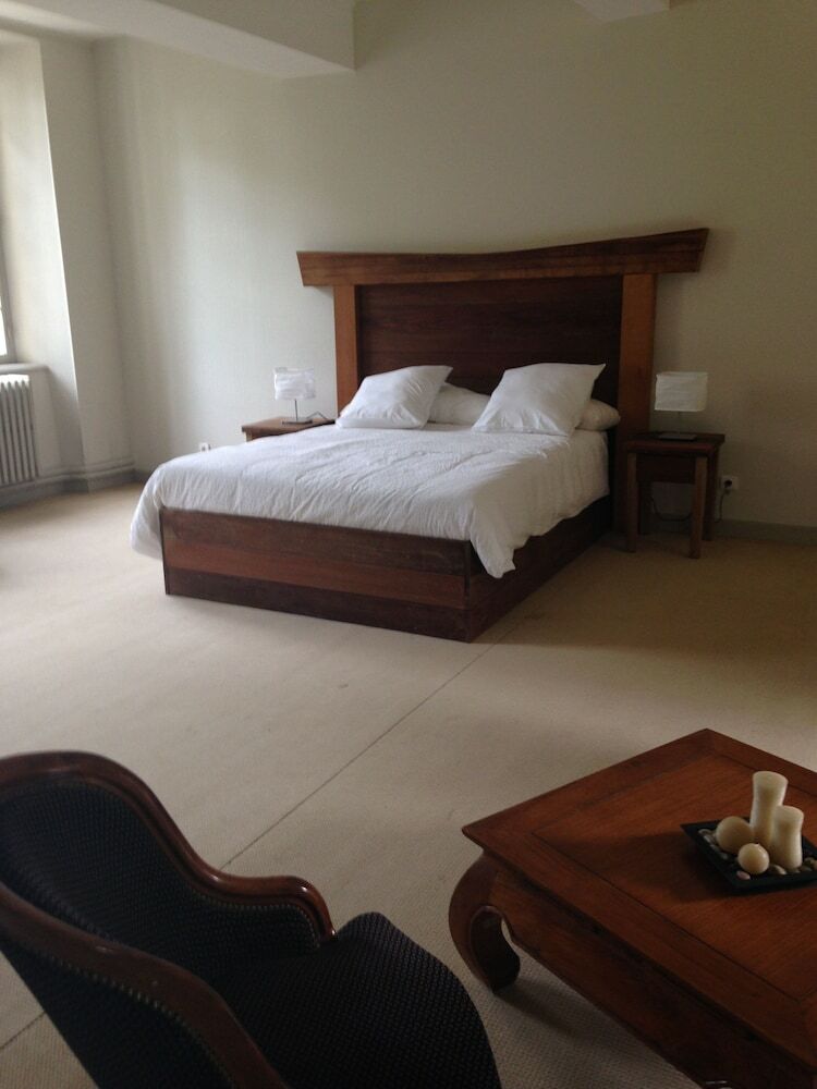 Bed & Breakfast Chateau Du Val Larbont