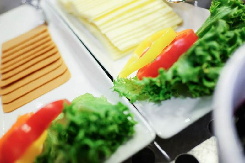 Yess! Hotel, Sure Hotel Collection By Best Western