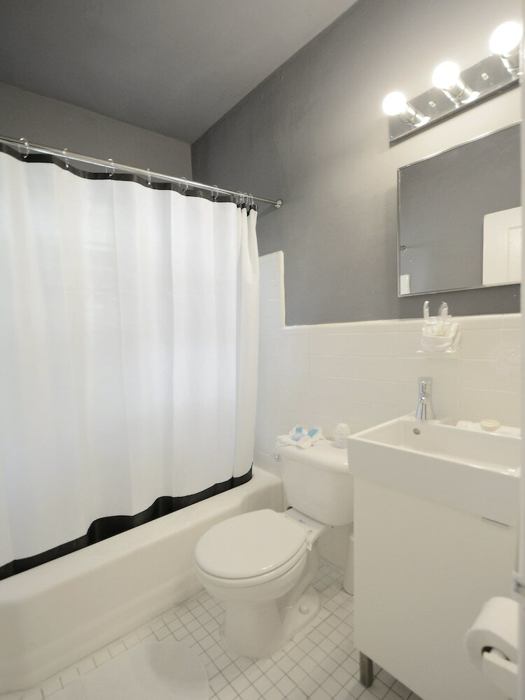 Hallandale Beach Apartments