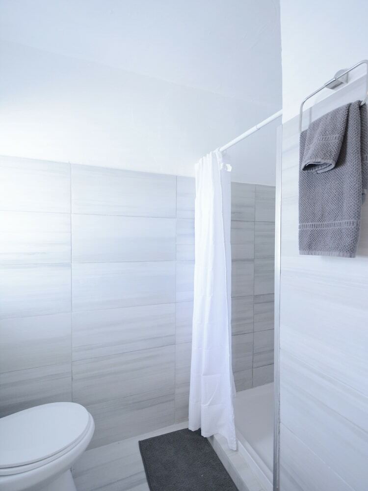 Hallandale Beach Apartments