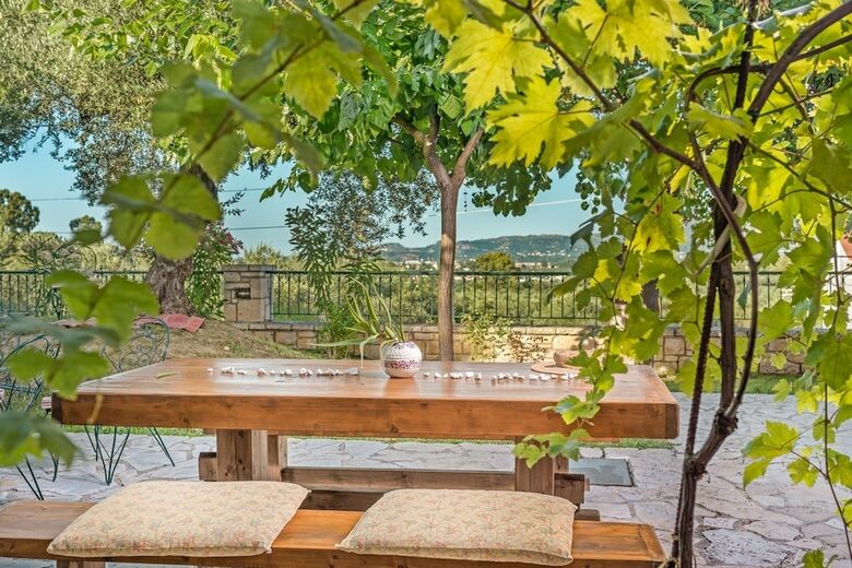 Villa Liofyto Apartments