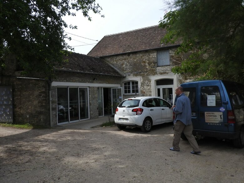 Hostal Fontaineblhostel