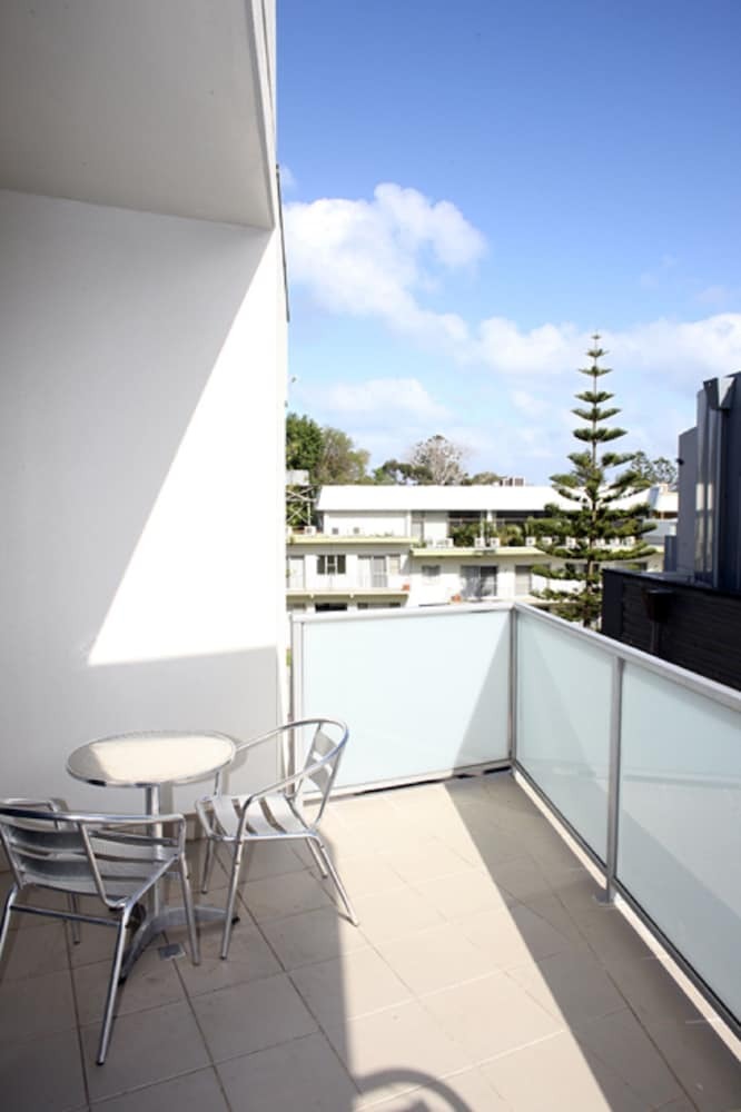 The Waves Apartments