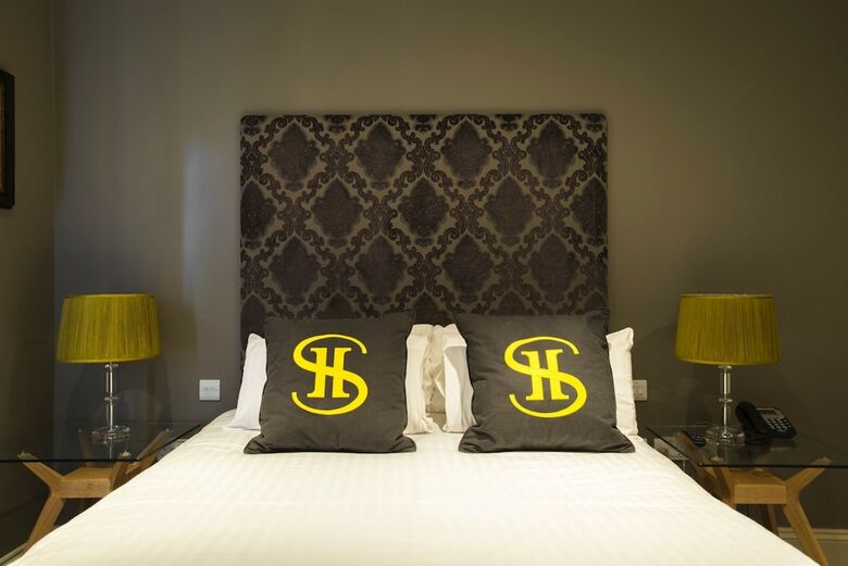 Seckford Hall Hotel & Spa, Bw Premier Collection