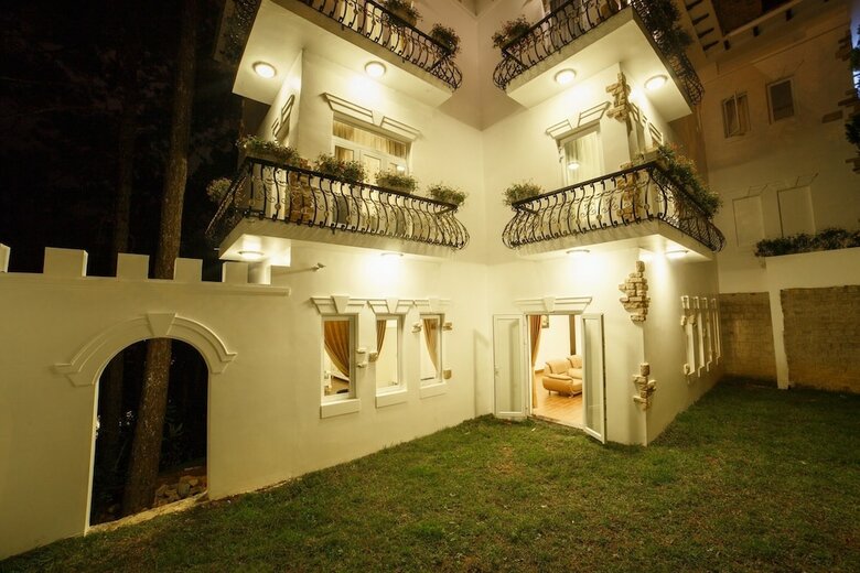 Hotel Joy Villa
