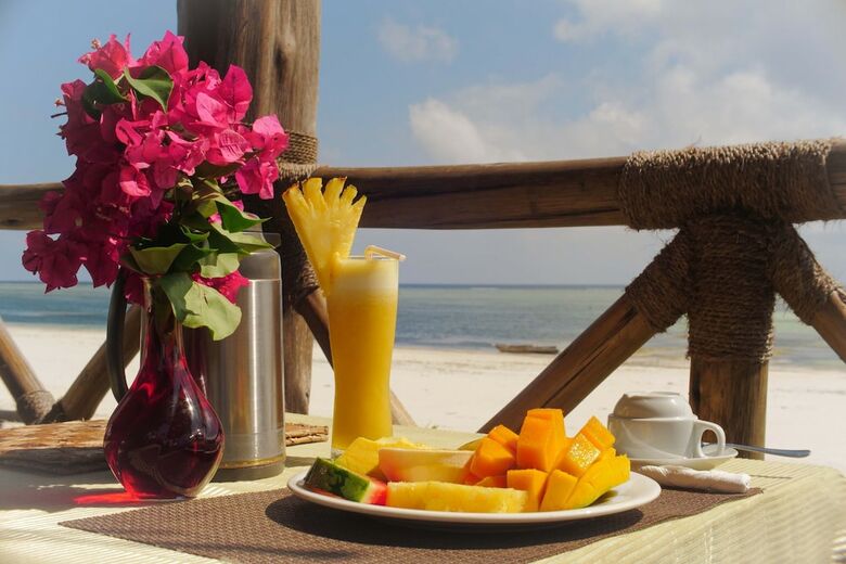 Hotel Isla Bonita Zanzibar Beach Resort