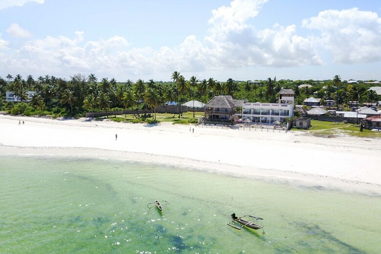 Hotel Isla Bonita Zanzibar Beach Resort
