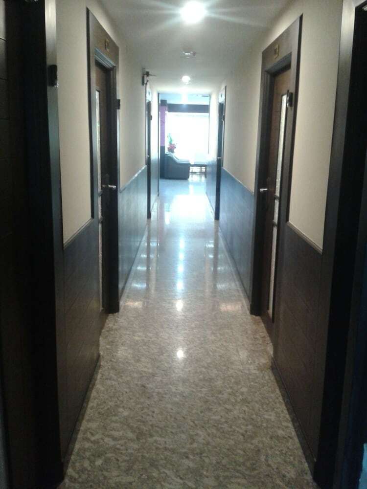 Hotel Sumi Palace