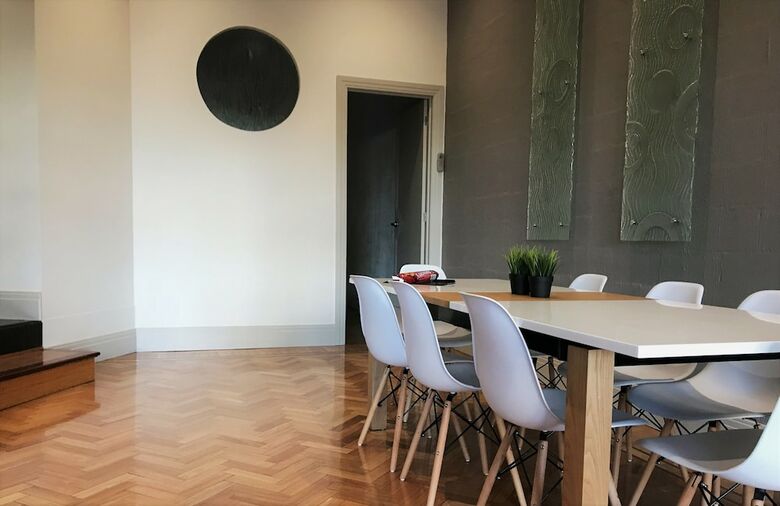 Apartamentos Readyset On King