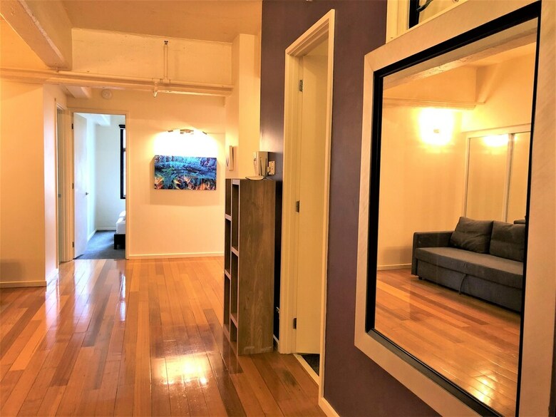 Apartamentos Readyset On King