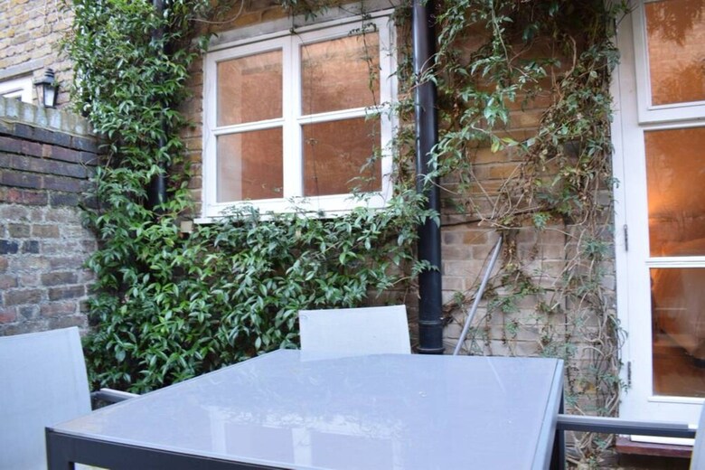 Apartamentos Shepherd's Bush 2 Bedroom Flat With Garden