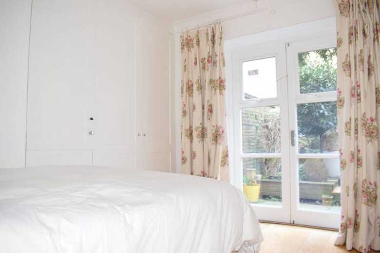 Apartamentos Shepherd's Bush 2 Bedroom Flat With Garden
