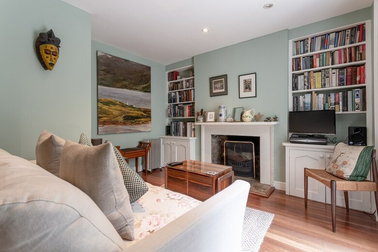 1 Bedroom Apartment In Kennington With Garden