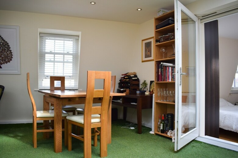 Apartamentos 1 Bedroom Top Floor Flat In Fitzrovia