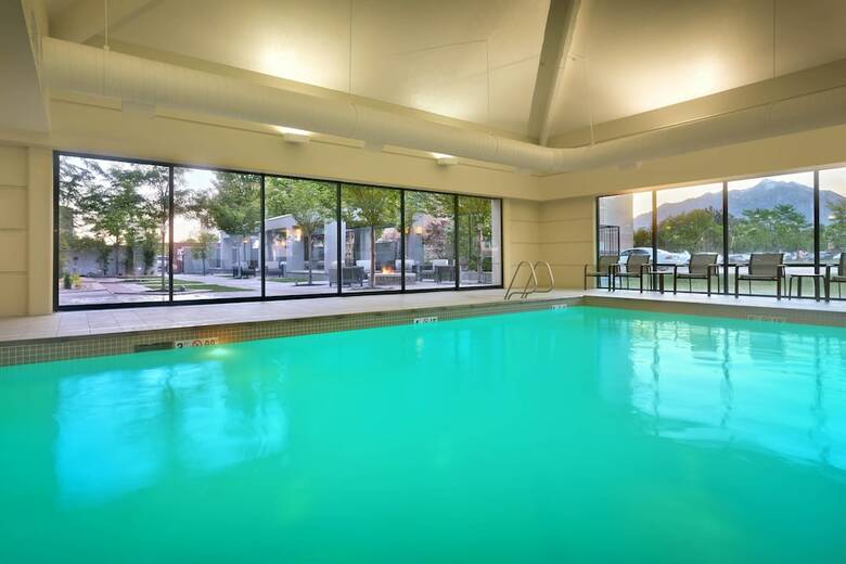 Hotel Courtyard By Marriott Sandy