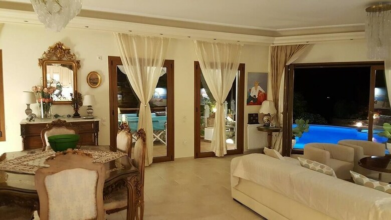 Villa Pari Manda