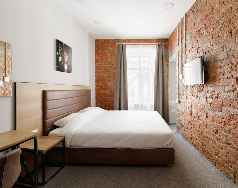 Custos Hotel Petrovsky