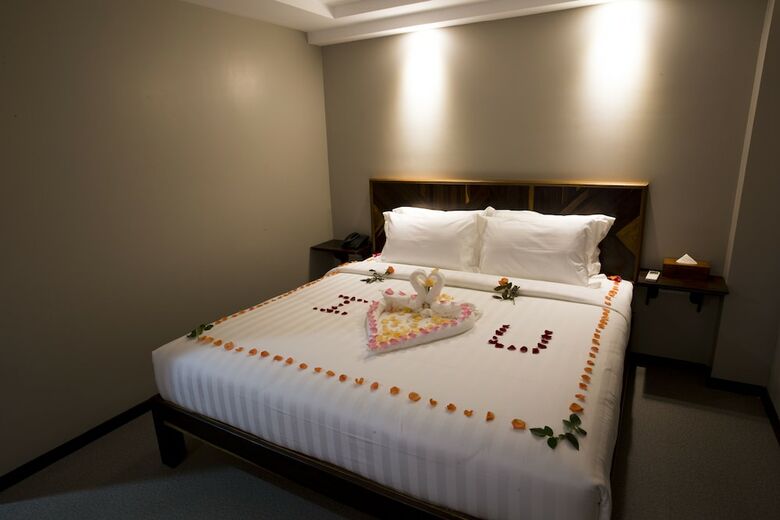Tristar Hotel