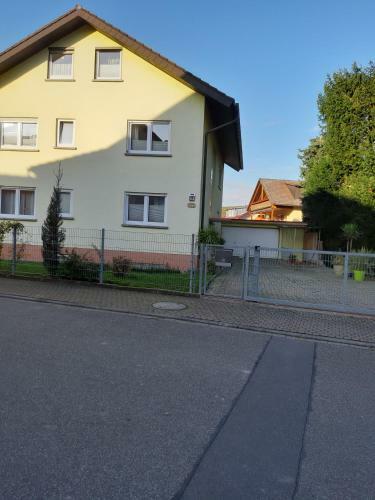 Ferienwohnungen Toska & Batzenbergblick