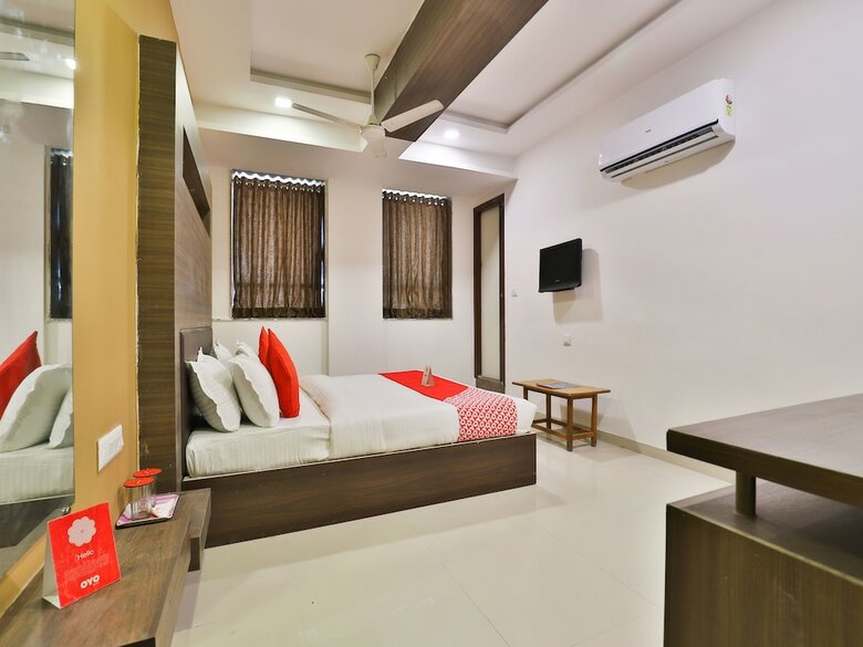 Oyo 12800 Hotel Vlee