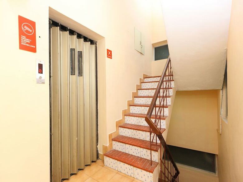 Hotel Oyo 11736 Venkateswara Vilasam