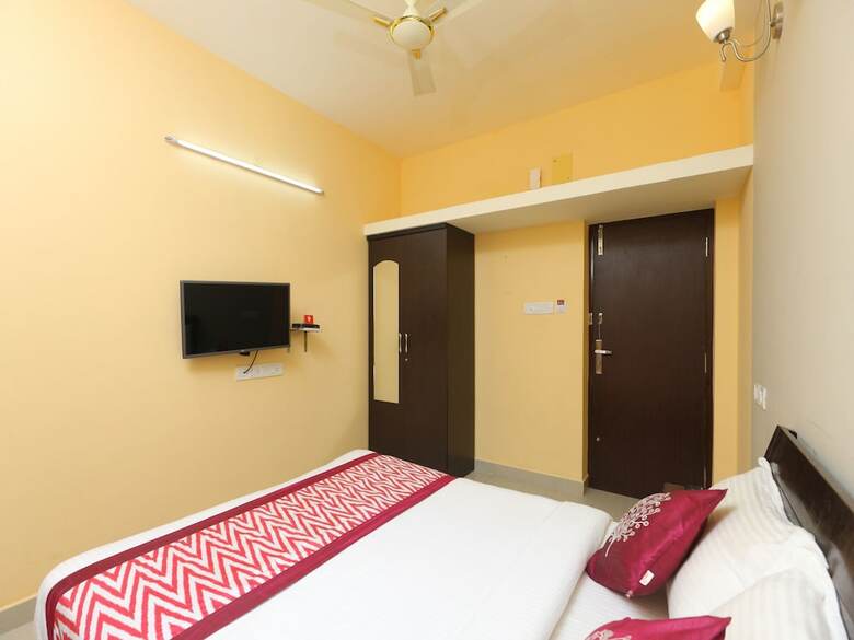Hotel Oyo 12831 Its South East Residency