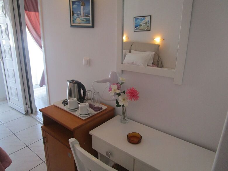 Hotel Milos