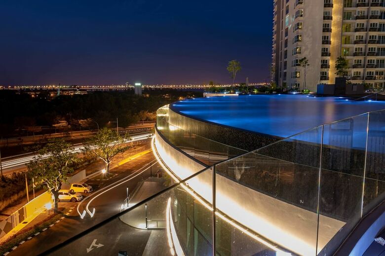 Apartamentos Queens Suite By D Imperio Homestay
