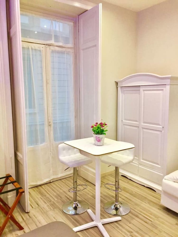 Bed & Breakfast Da Polly A Piazza Amedeo