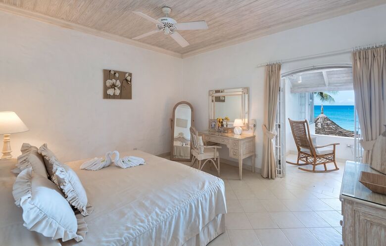 Villa Emerald Beach 1 Solandra By Altman