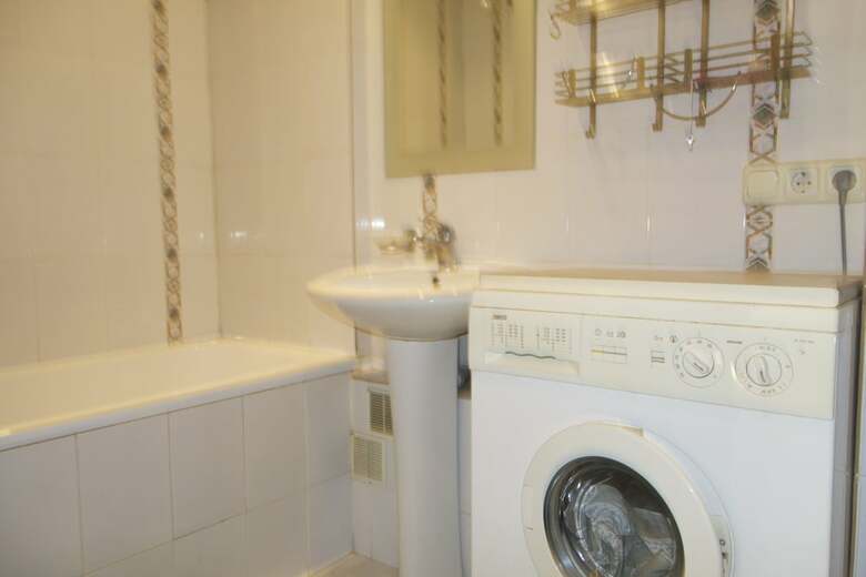 Luxkv Apartment On Staropimenovskiy 4