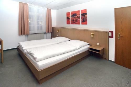 Hostel 1a Zimmer Frei