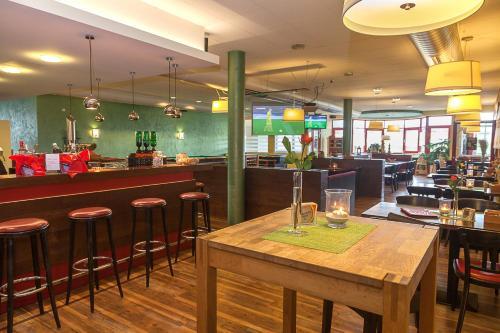 Sporthotel �hringen