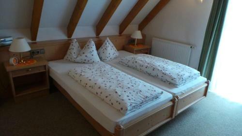 Hostal Gasthaus Linde