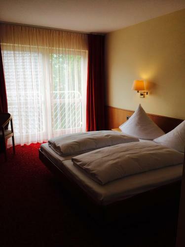 Hostal Hotel Gasthaus Adler